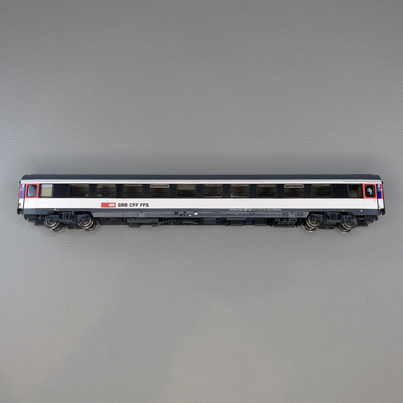 Voiture voyageur UIC Z1 B, Ep. V/VI - Lsmodels 47242 - HO 1/87