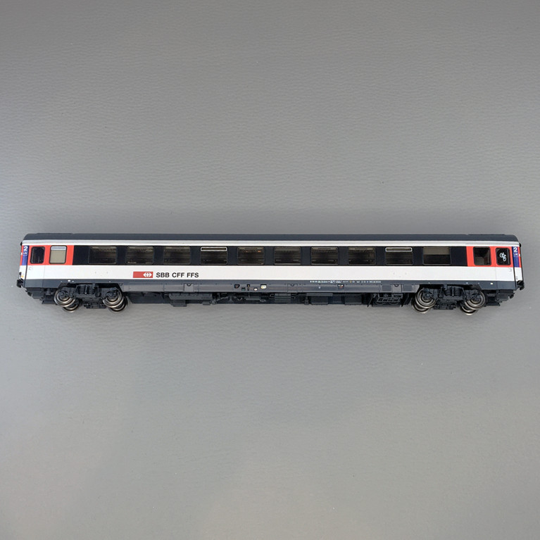 Voiture voyageur UIC Z1 B, SBB CFF Ep. V/VI - Lsmodels 472300 - HO 1/87