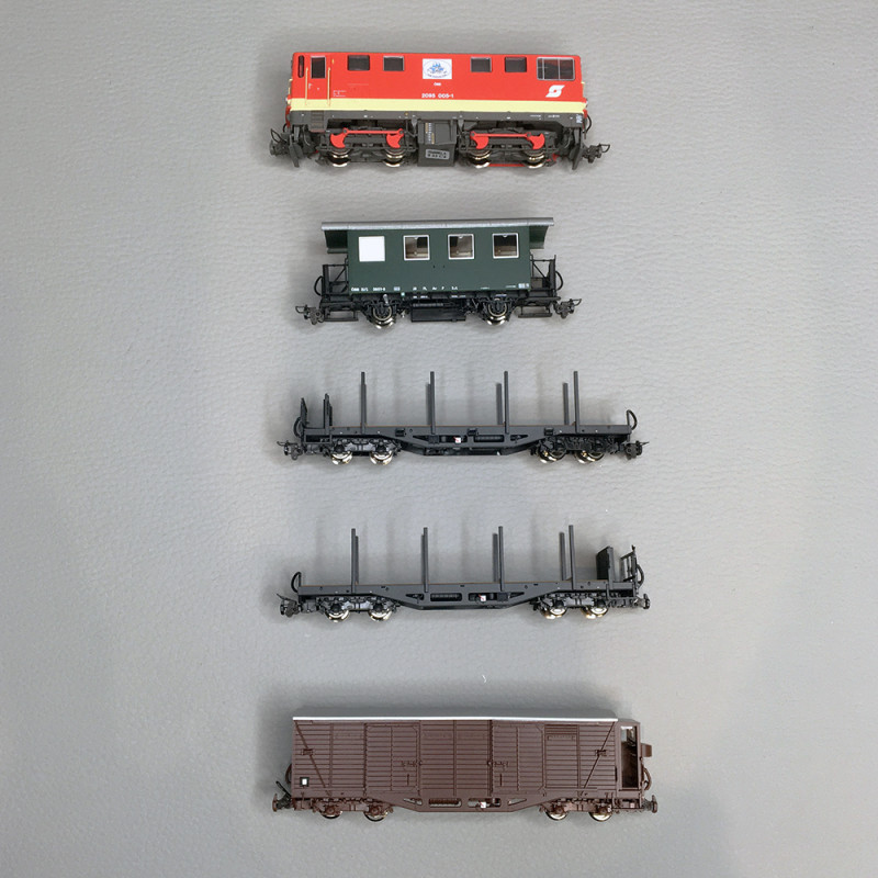 Rame 5 pièces : Locomotive diesel 2095 005-1, OBB, Ep. IV/V - Roco 5540001 - HOe 1/76 