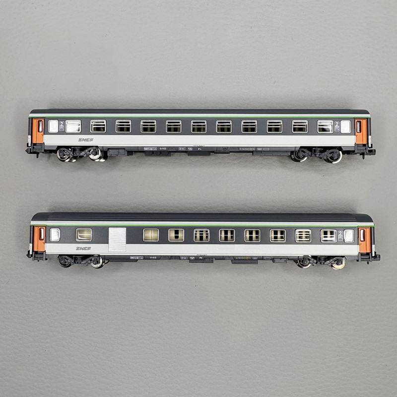 2 voitures Corail Vu mixte 2 CL / fourgon + 2 CL, (B11u + B6Du), Sncf,  Ep V - PIKO 94504 - N 1/160
