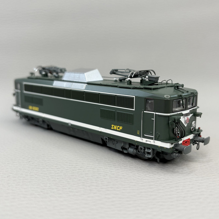 Locomotive électrique BB 8580, Villeneuve, Sncf, Ep. IV - R37 41074 - HO 1/87