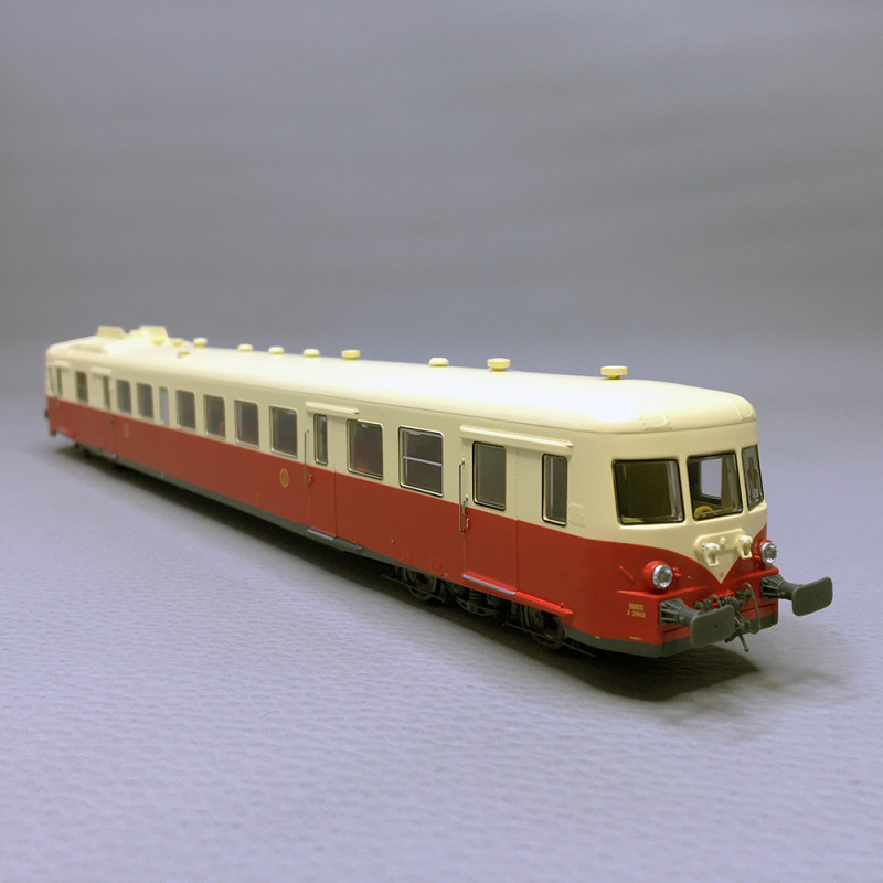 Autorail X 2902 Jupé, 1CL Origine, Rouge/Crème, NANCY, SNCF, Ep. III - REE MB227 - HO 1/87