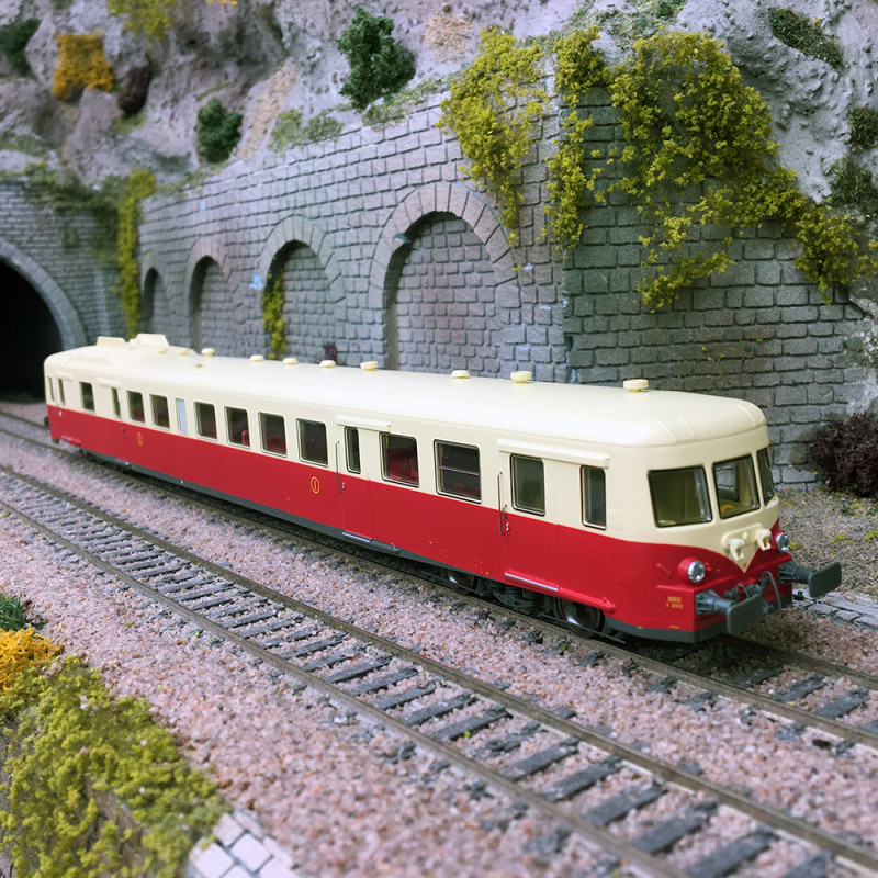 Autorail X 2899 Version Origine 1ère Classe Ree Modeles échelle HO 1/87 Vert Et Jaune