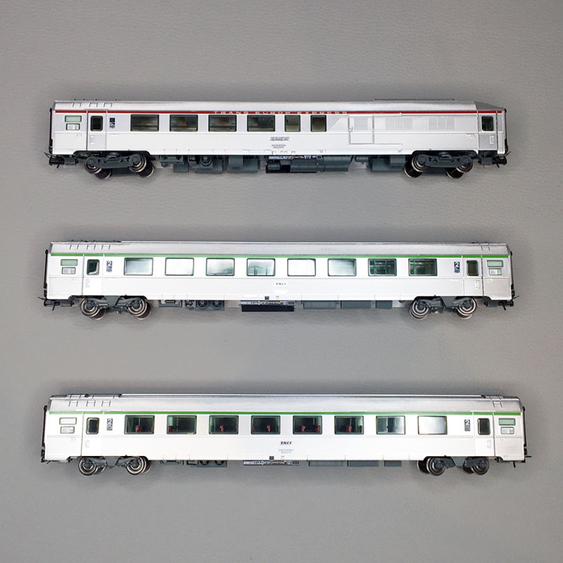 3 voitures "EC Etoile du Nord" set 1/2, Ep. V - JOUEF HJ4196 - HO 1/87