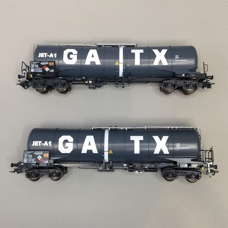 Set de 2 wagons citernes avec pare-soleil, GATX - HN6085 - Arnold