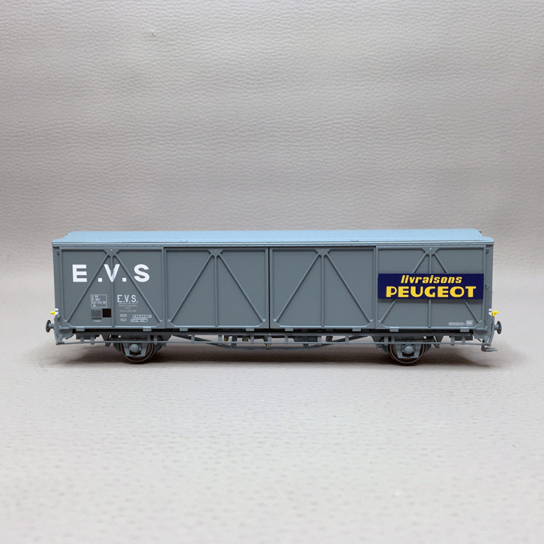Wagon EVS "Peugeot" gris, Hs, SNCF, Ep. IV - LSMODELS 30685 - HO 1/87