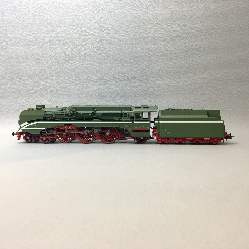 Locomotive à vapeur 18 201 (charbon), DR - ROCO 7100006 - HO 1/87