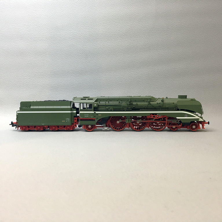 Locomotive à vapeur 18 201 (charbon), DR - ROCO 7100006 - HO 1/87
