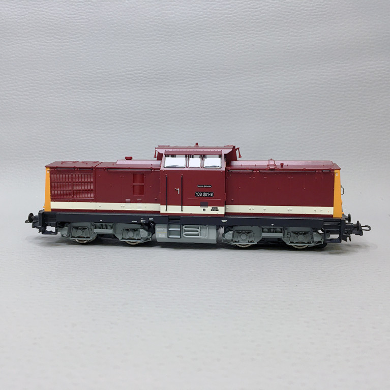 Locomotive diesel 108 001-9, DR, 3R AC, Ep. IV - ROCO 78818 - HO 1/87