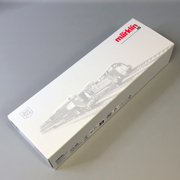 Locomotive diesel américaine type GE ES44AC, BNSF, 3R AC, Ep. VI - MARKLIN 38446 - HO 1/87