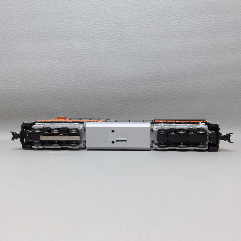 Locomotive diesel américaine type GE ES44AC, BNSF, 3R AC, Ep. VI - MARKLIN 38446 - HO 1/87