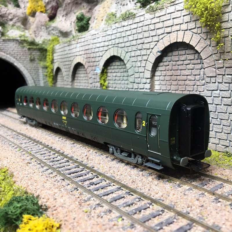 Voiture allégée état B10, "Saucisson", SNCF, Ep. IV - REE VB478 - HO 1/87