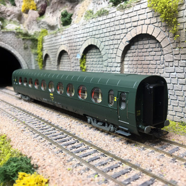 Voiture allégée état B10, "Saucisson", SNCF, Ep. IV - REE VB478 - HO 1/87
