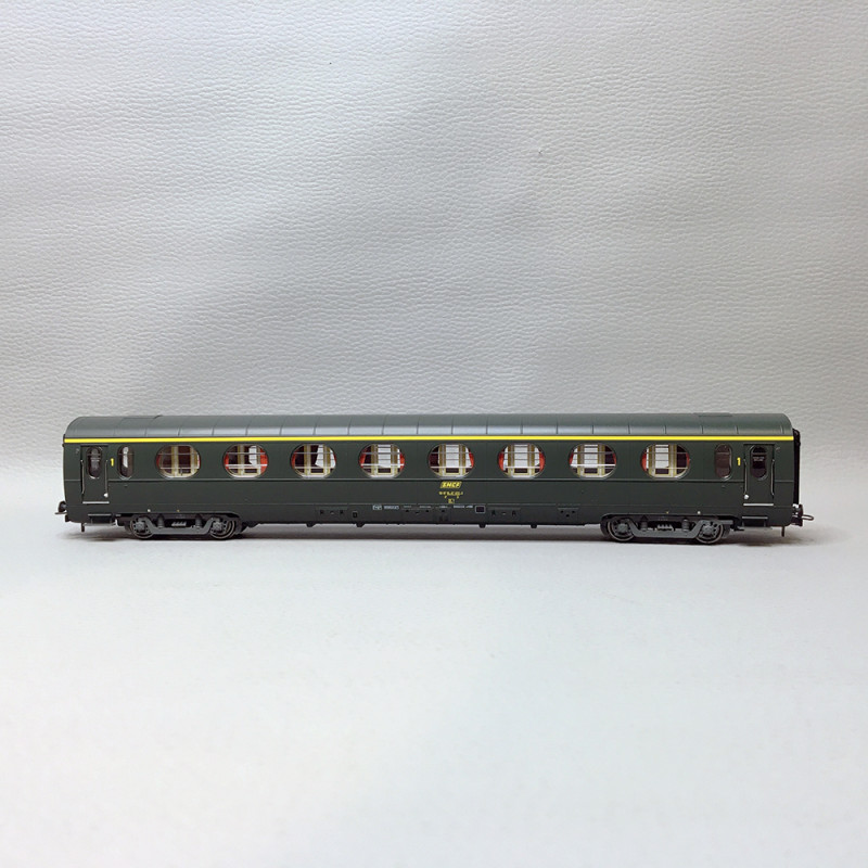 Voiture allégée état A8, "Saucisson", SNCF, Ep. IV - REE VB476 - HO 1/87