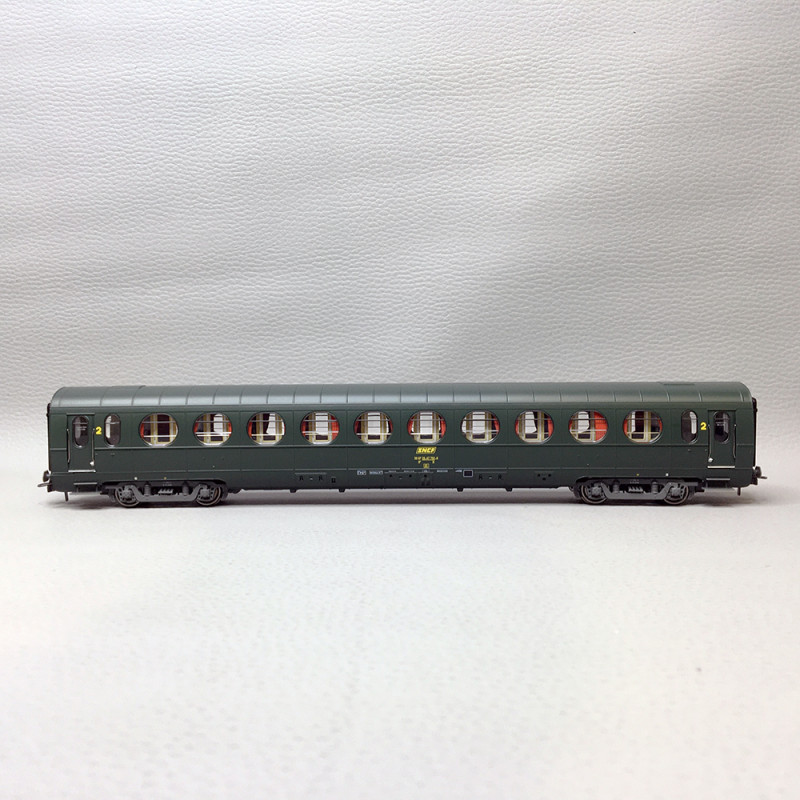 Voiture allégée état B10, "Saucisson", SNCF, Ep. IV - REE VB477 - HO 1/87