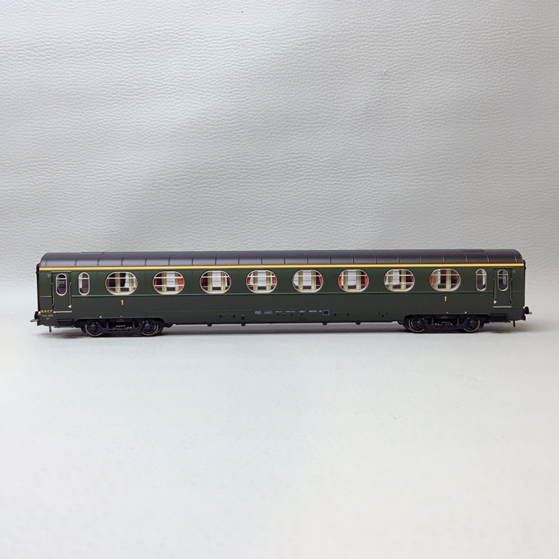 Voiture allégée état A8, "Saucisson", SNCF, Ep. III - REE VB471 - HO 1/87