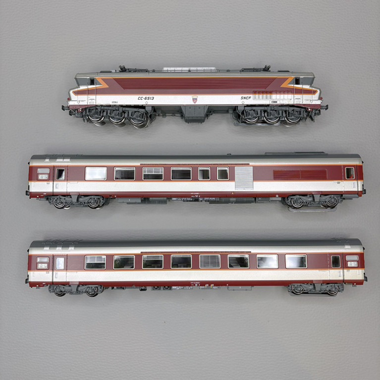 Coffret grand confort SNCF "Capitole", 3R AC, Digital, Ep. IV - LSMODELS 11503 - HO 1/87