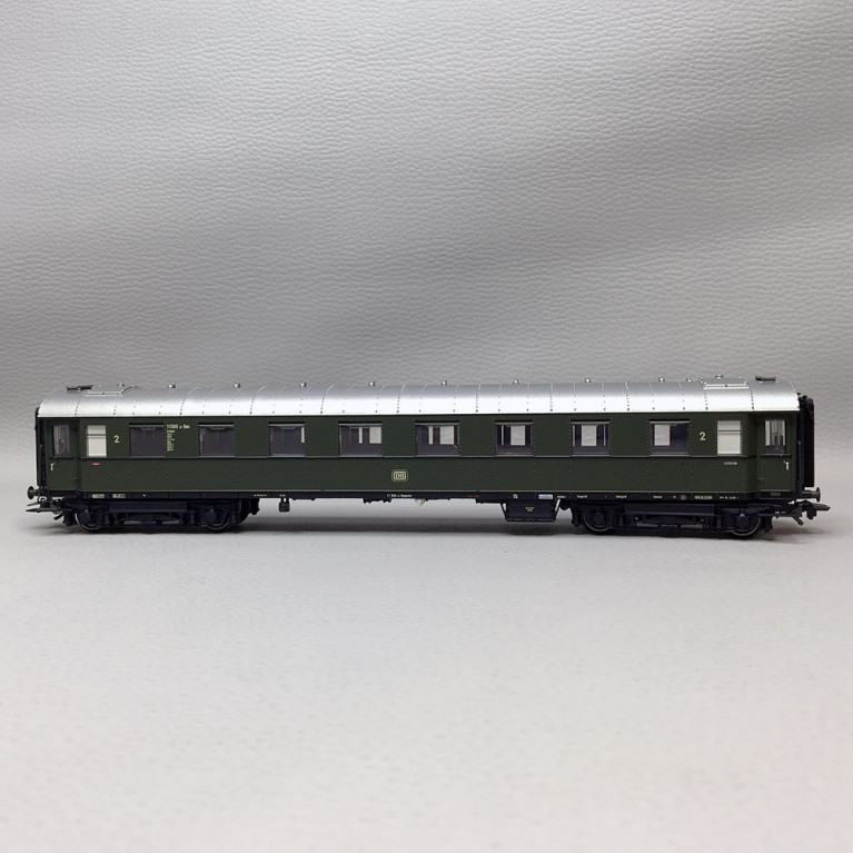 Voiture Voyageurs type B4uwe, DB, Ep. III - Marklin 42500 - HO 1/87