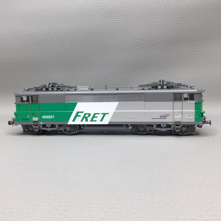 Locomotive électrique BB 9201 "FRET" Tours-St Pierre, SNCF, Digital Son, Ep. V - REE MB-198S - HO 1/87