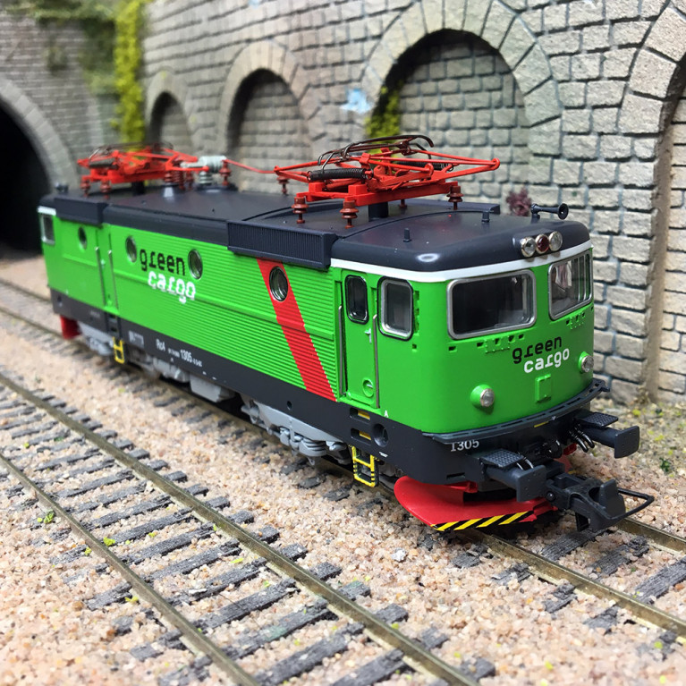Locomotive électrique Rc4 1305, Green Cargo, 3R AC, Ep. VI - ROCO 7520007