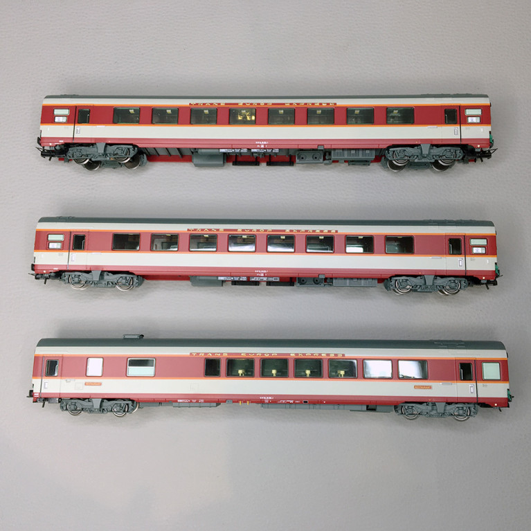 3 Voitures Grand Confort, TEE "Le Kléber", Ep. IV - JOUEF HJ4191 - HO 1/87