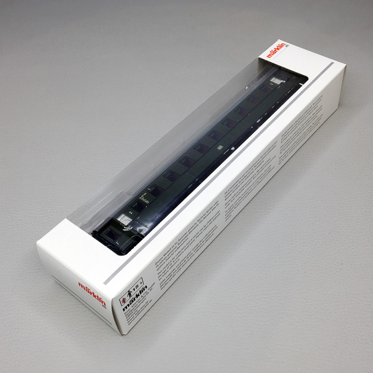 Voiture train express B4üwe, 2e classe, DB, Ep. III - MARKLIN 42520 - HO 1/87