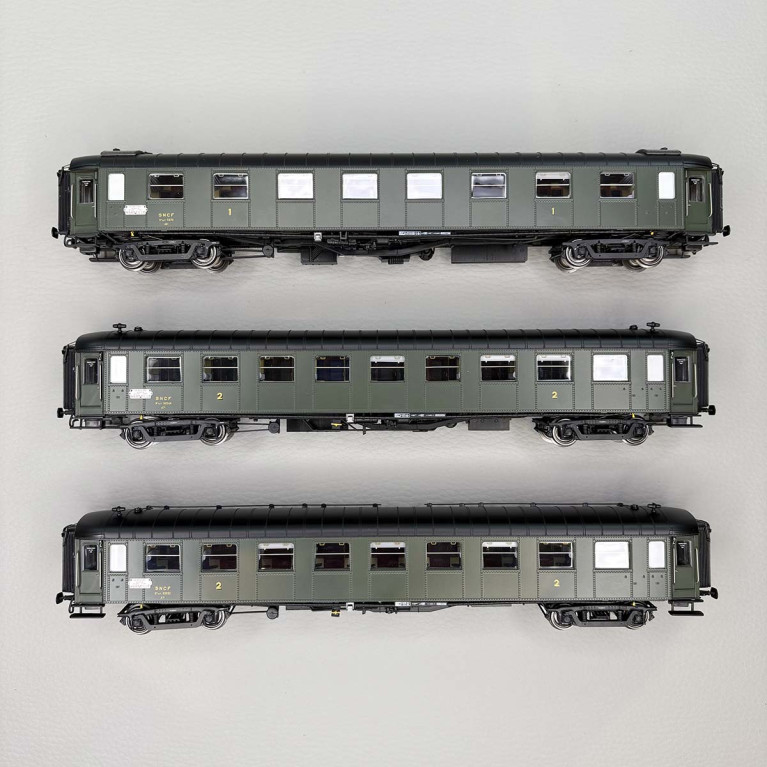 3 voitures OCEM RA "Le Mistral", SNCF, Ep. III - LSMODELS MW1002/1 - HO 1/87