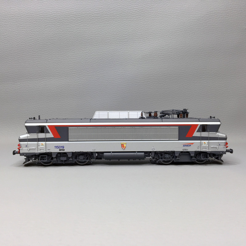 LOCOMOTIVE BB 20011 SNCF, LIVERED SILVER BLUE TEN, HO, EpIV, BY LS MODELS 11199S