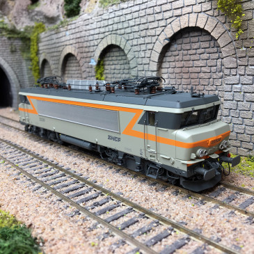 Locomotive electrique BB22339, SNCF, 3R AC sonore, Ep. IV/V - LSMODELS 11607S - HO 1/87