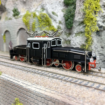 Locomotive électrique Crocodile CCS 700 "Rétro de 1930", Digital, Ep. I à VI - MARKLIN 18044 - HO 1/87