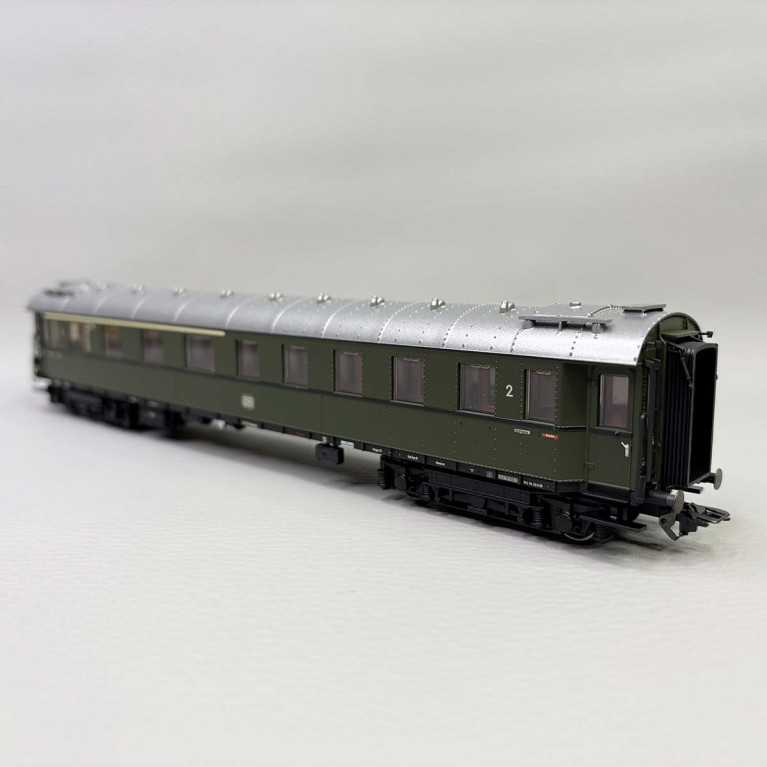 Voiture train express type AB4üwe, mixte 1/2e classe, DB, Ep. III - MARKLIN 42510 - HO 1/87