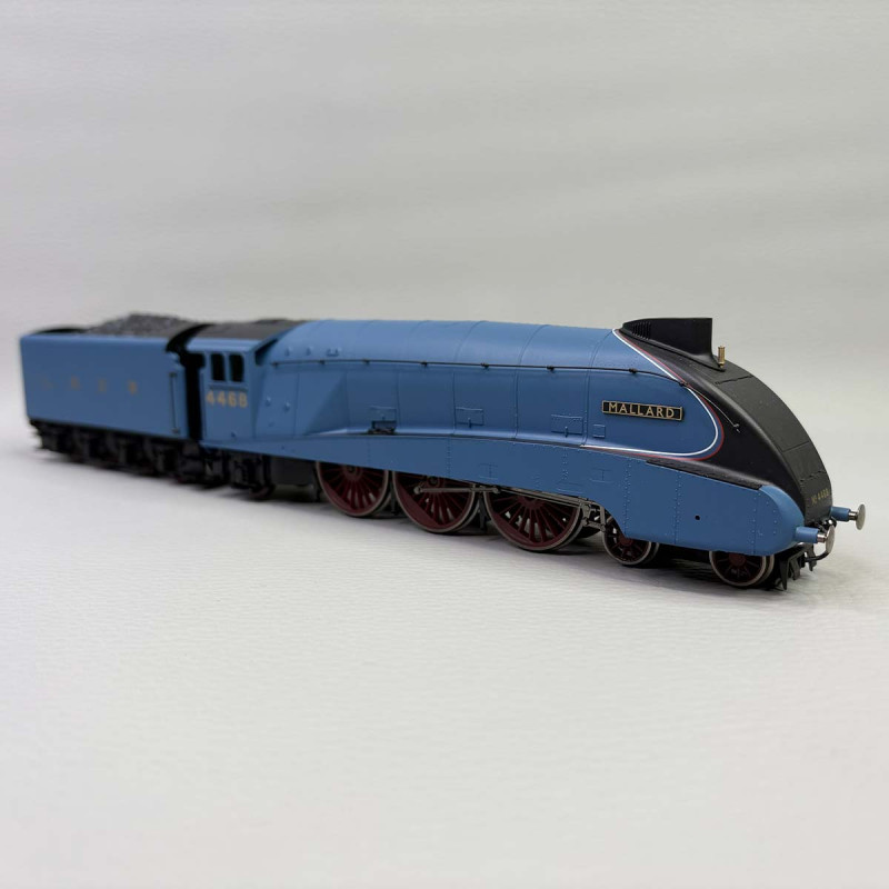 Locomotive vapeur Classe A4, 4-6-2, 4468 "Mallard", LNER, Digital Son, Ep. III - Hornby R3395TTS - 00 1/76 (HO)