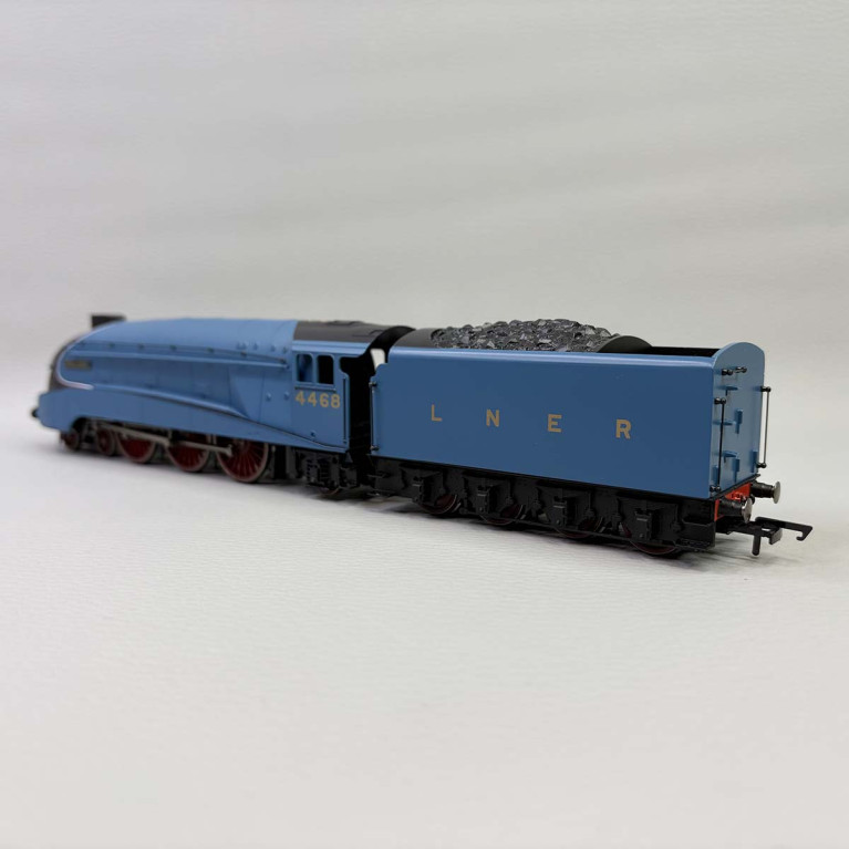 Locomotive vapeur Classe A4, 4-6-2, 4468 "Mallard", LNER, Digital Son, Ep. III - Hornby R3395TTS - 00 1/76 (HO)