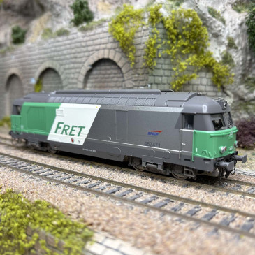 Locomotive diesel BB 467471, FRET, logo Casquette, SNCF - JOUEF HJ2342S