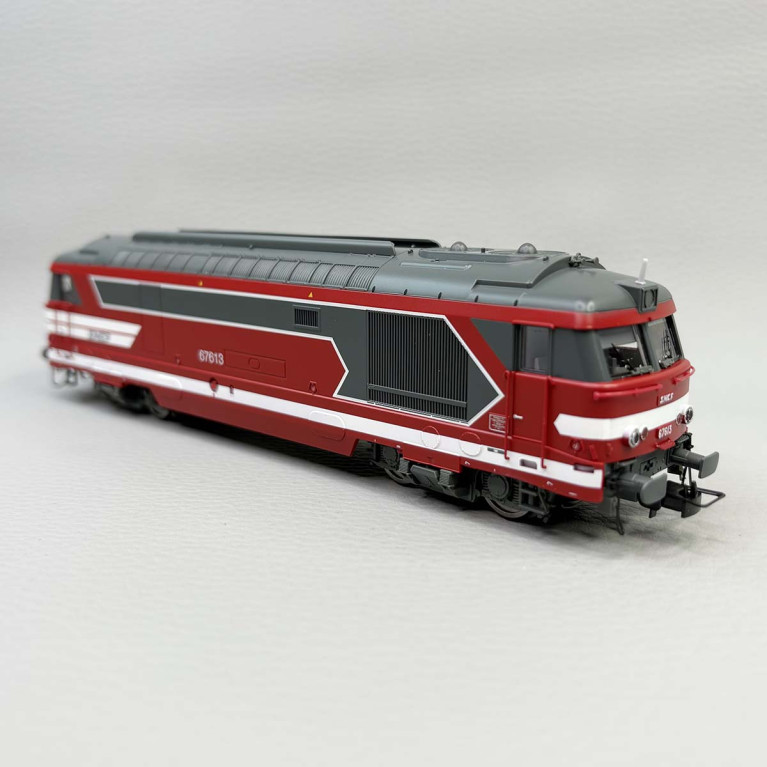 Locomotive diesel BB 67613, FRET, logo Casquette, SNCF - JOUEF HJ2342