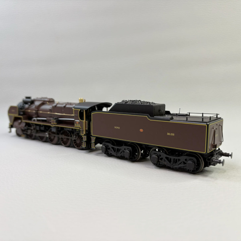 Locomotive à vapeur 5.1212 + tender 38.001, Valenciennes, Nord - R37 41200DS
