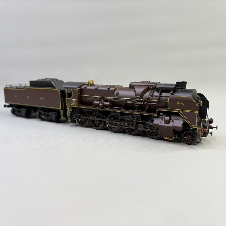 Locomotive à vapeur 5.1212 + tender 38.001, Valenciennes, Nord - R37 41200DS