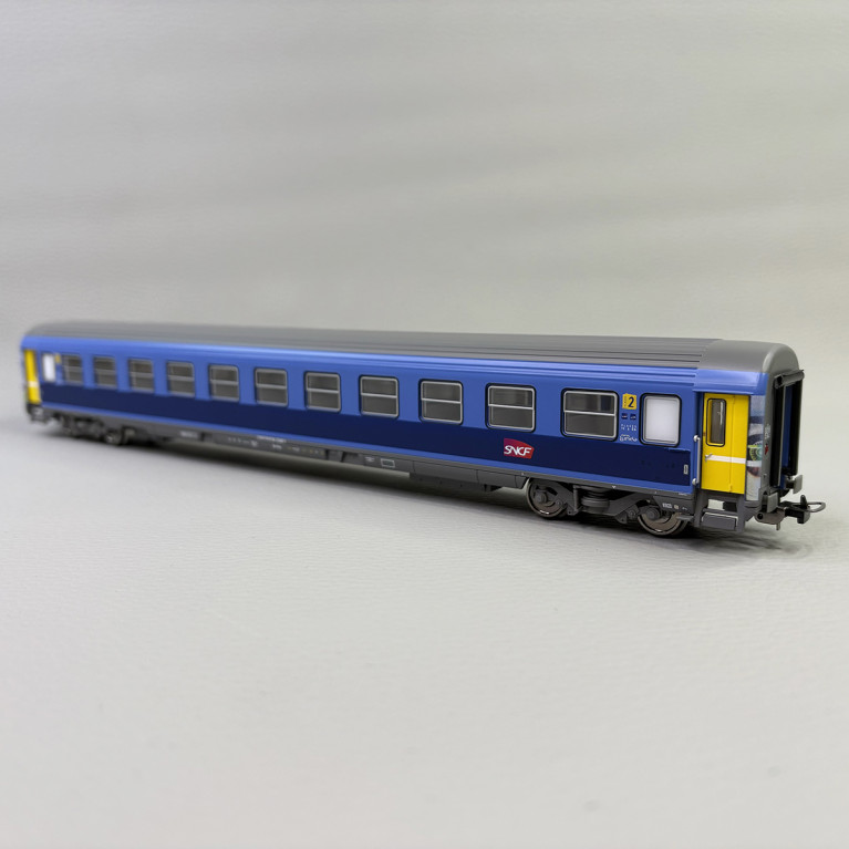 Voiture Corail Vu, 2CL "Lunéa", SNCF - PIKO 97135