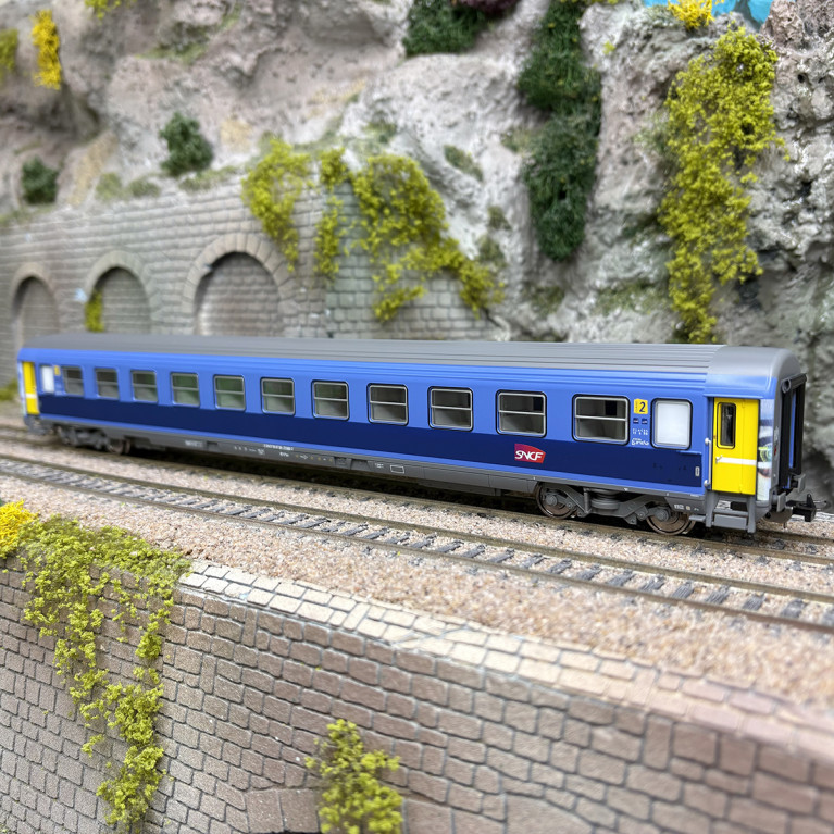 Voiture Corail Vu, 2CL "Lunéa", SNCF - PIKO 97135