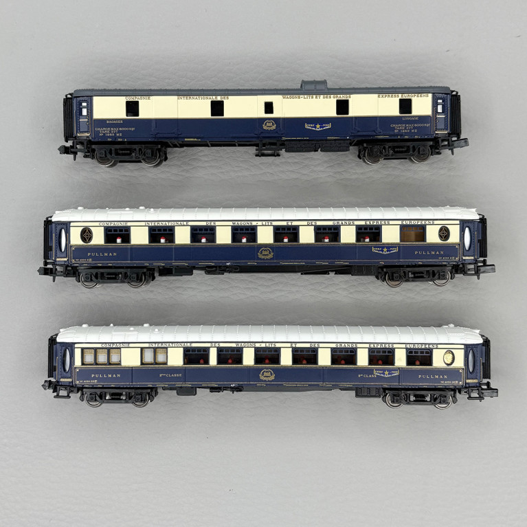 3 voitures "Etoile du Nord", CIWL - ARNOLD HN4488