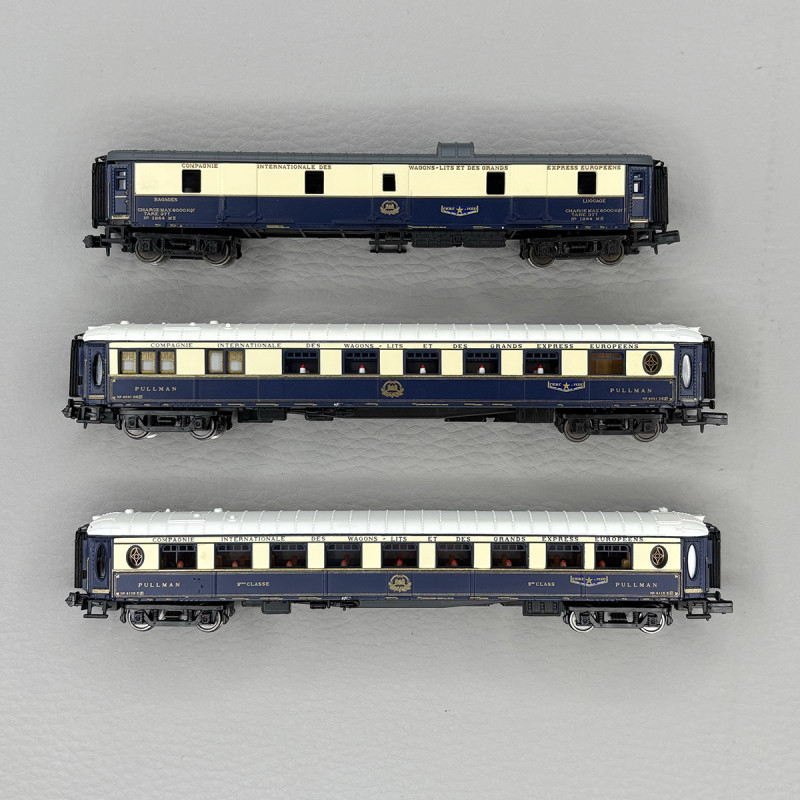 3 voitures "Etoile du Nord", CIWL - ARNOLD HN4489