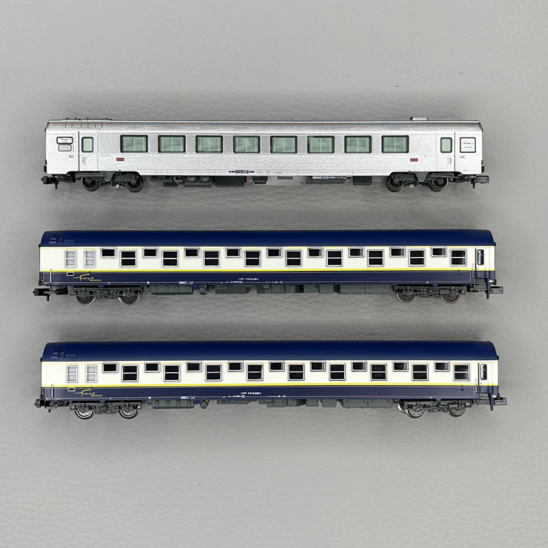 3 voitures  "train expo" coffret N°3, SNCF - ARNOLD HN4474