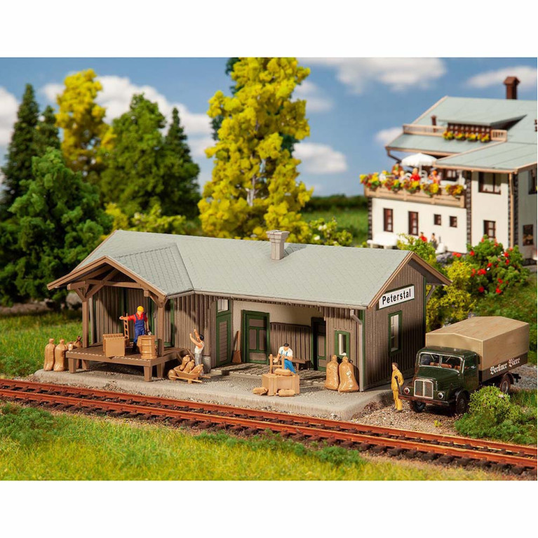Petite gare de village, halte d'arrêt - FALLER 131394