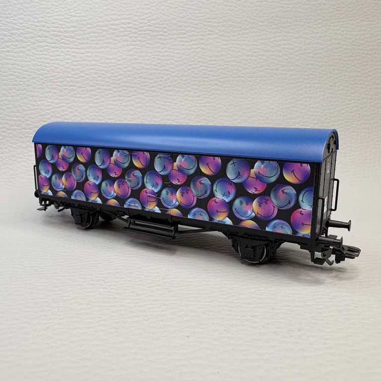 Wagon 2 essieux collection décors SmileyWorld - MARKLIN 48883