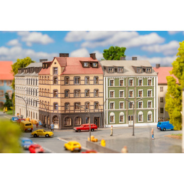 2 immeubles dont un en angle, de ville  - FALLER 282783