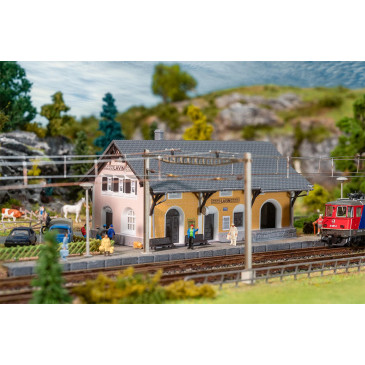 Petite gare de "Lavin" - Faller 212128