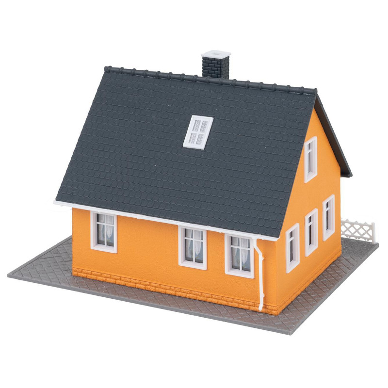 Maison à étage avec abri voitures  - KIBRI 38336