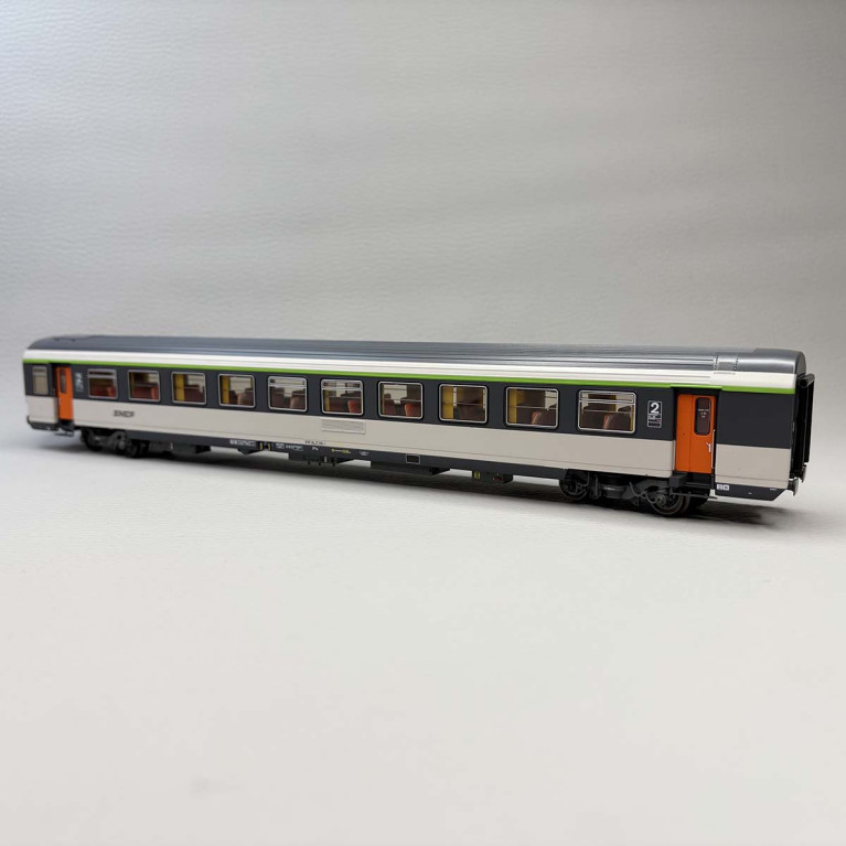 Voiture Corail VTU B10tu, logo Nouille, SNCF - LSMODELS E103