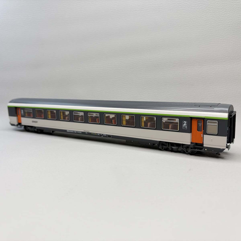 Voiture Corail VTU B10tu, logo Nouille, SNCF - LSMODELS E102