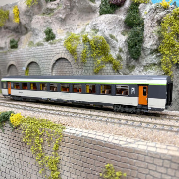 Voiture Corail VTU B10tu, logo Nouille, SNCF - LSMODELS E102